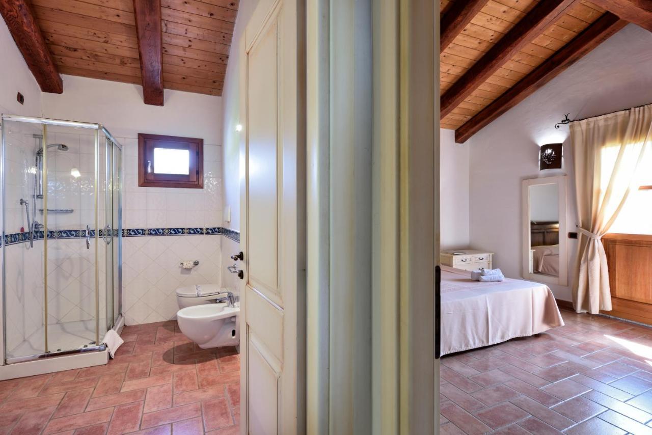 Hotel S'Abba E Sa Murta Тортолі Екстер'єр фото
